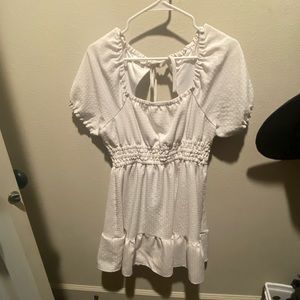 WHITE DRESS PERFECT FOR BRIDE SEASON!